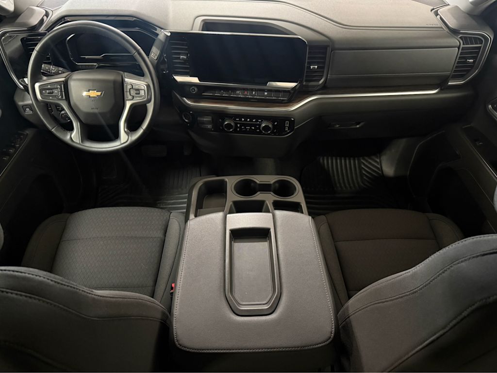 Thumbnail: 2025 Chevrolet Silverado 1500 - 2
