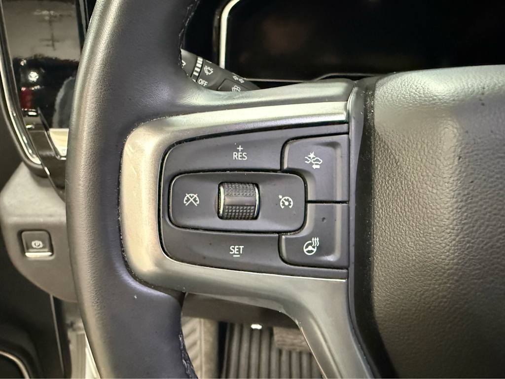 Thumbnail: 2025 Chevrolet Silverado 1500 - 19