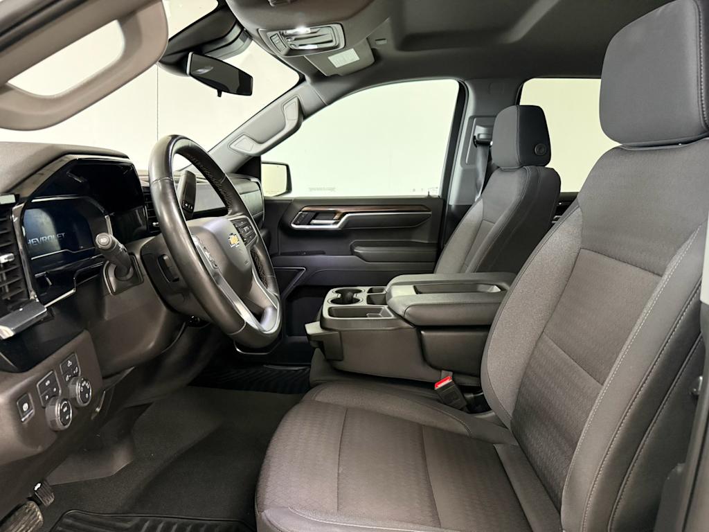 Thumbnail: 2025 Chevrolet Silverado 1500 - 8