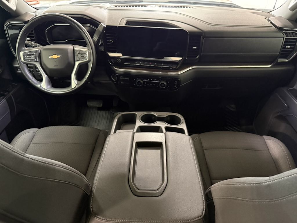 Thumbnail: 2025 Chevrolet Silverado 1500 - 2