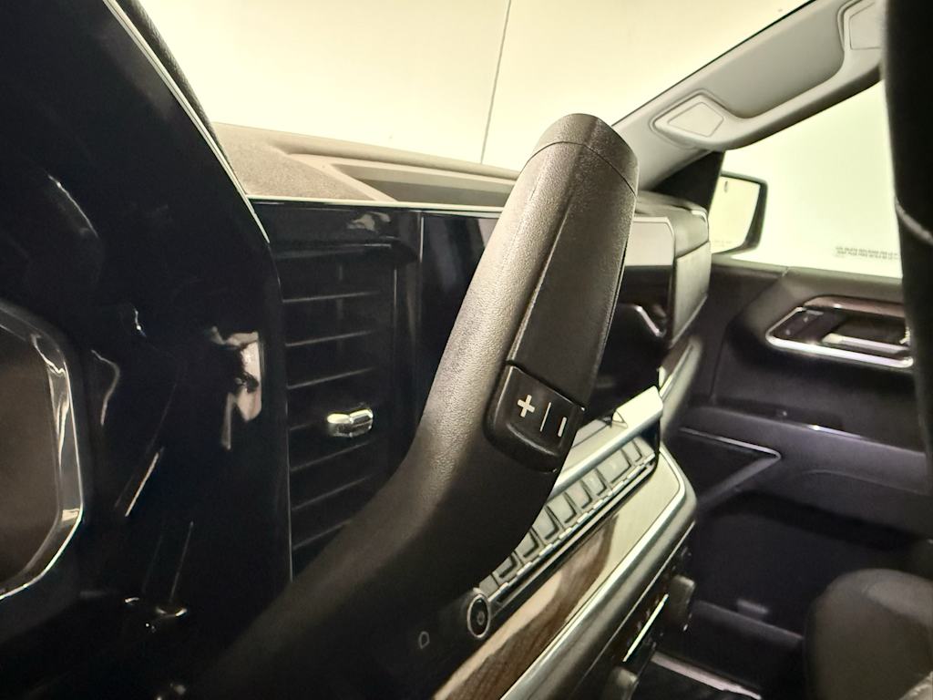 Thumbnail: 2025 Chevrolet Silverado 1500 - 26