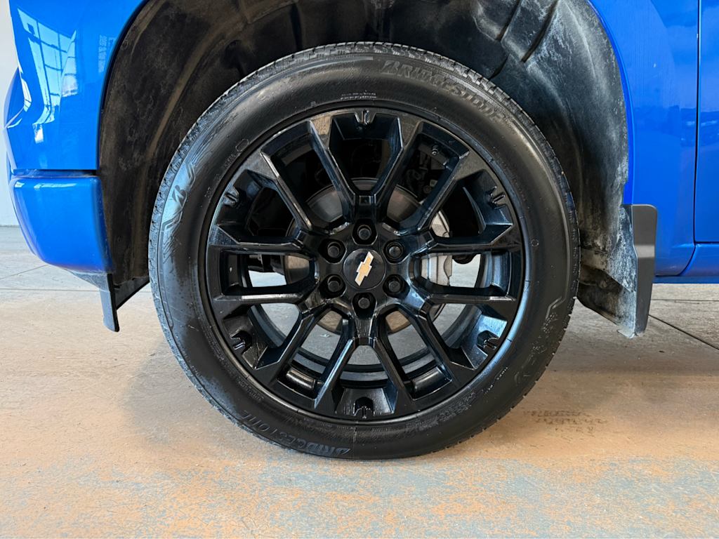 Thumbnail: 2025 Chevrolet Silverado 1500 - 5