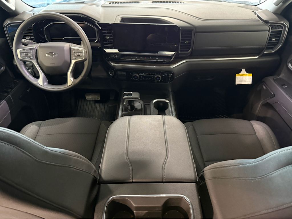 Thumbnail: 2025 Chevrolet Silverado 1500 - 2