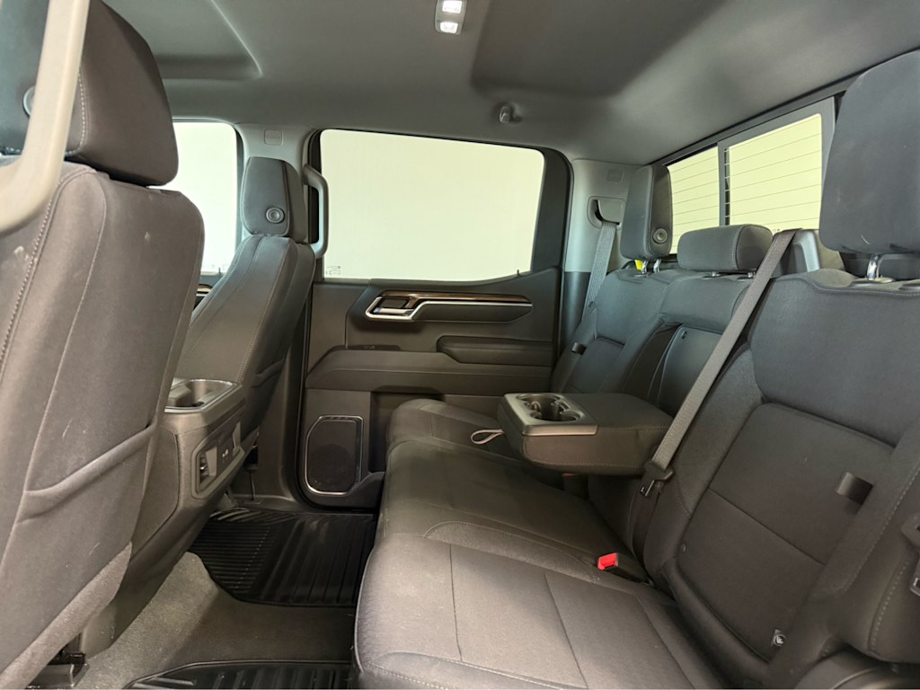 Thumbnail: 2025 Chevrolet Silverado 1500 - 19