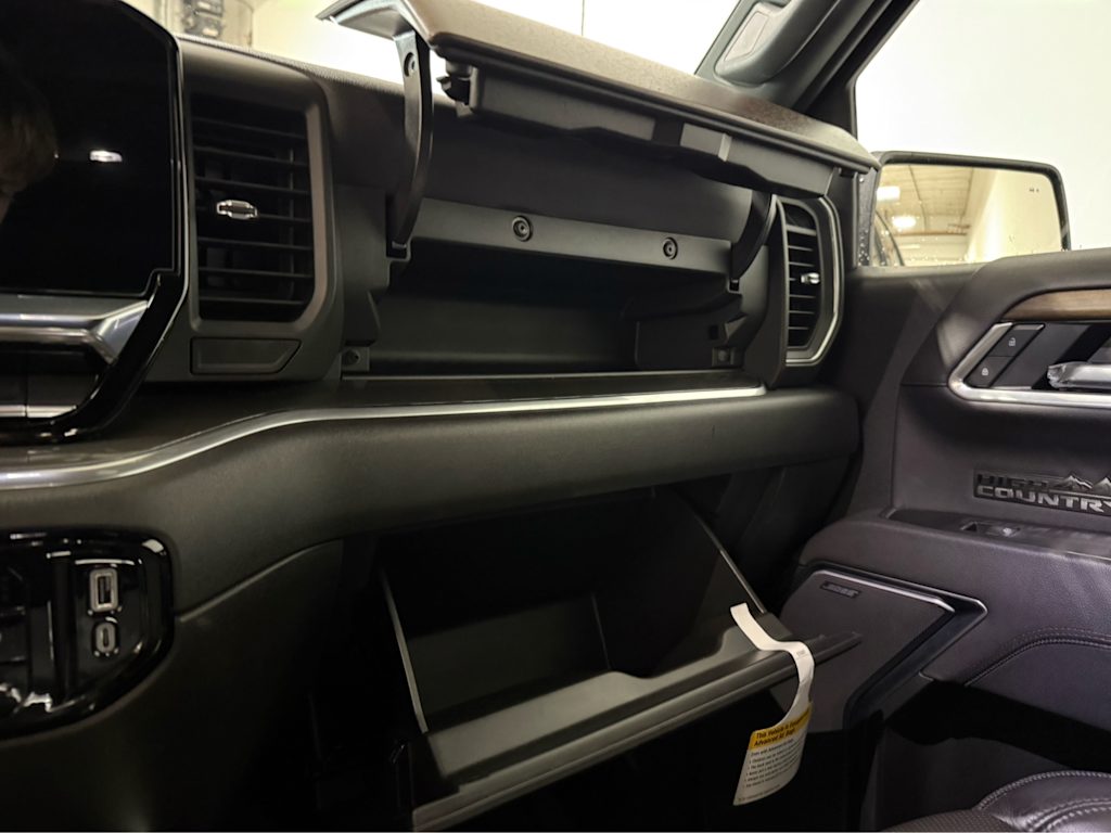 Thumbnail: 2025 Chevrolet Silverado 1500 - 23