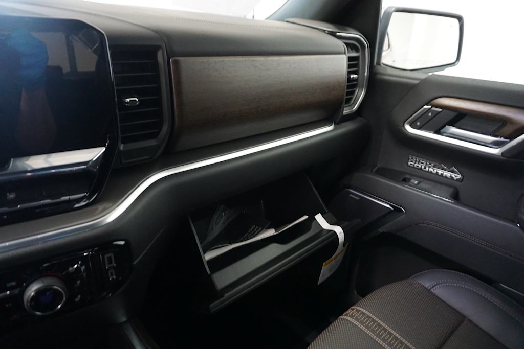 Thumbnail: 2025 Chevrolet Silverado 1500 - 20