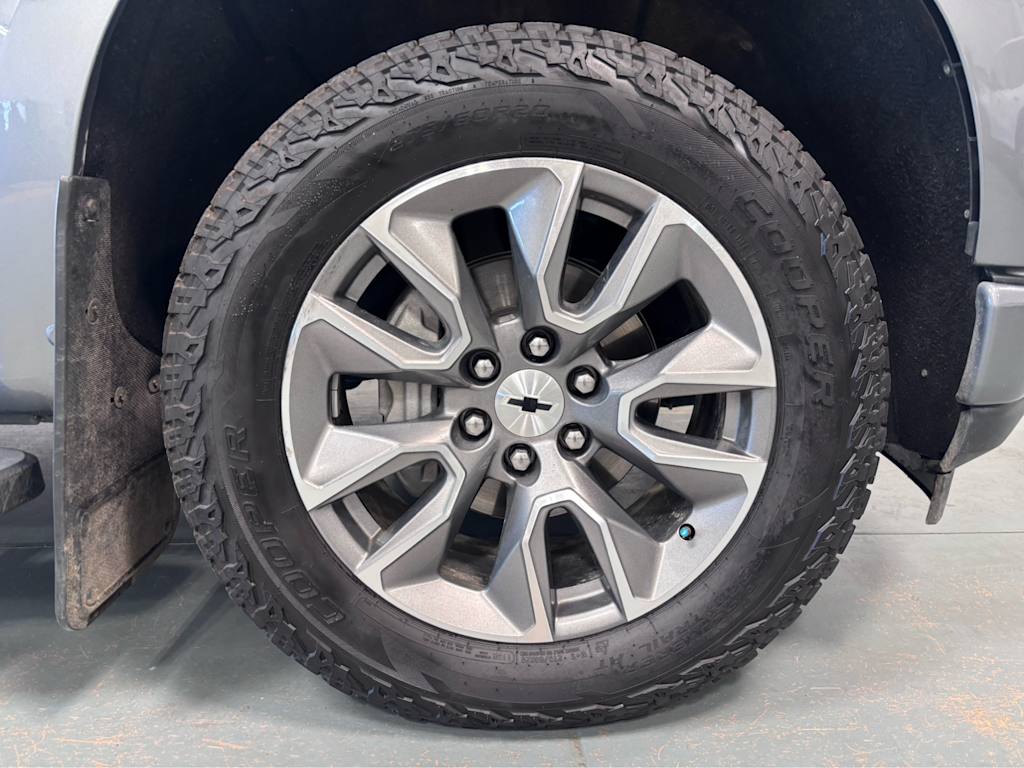 Thumbnail: 2021 Chevrolet Silverado 1500 - 6