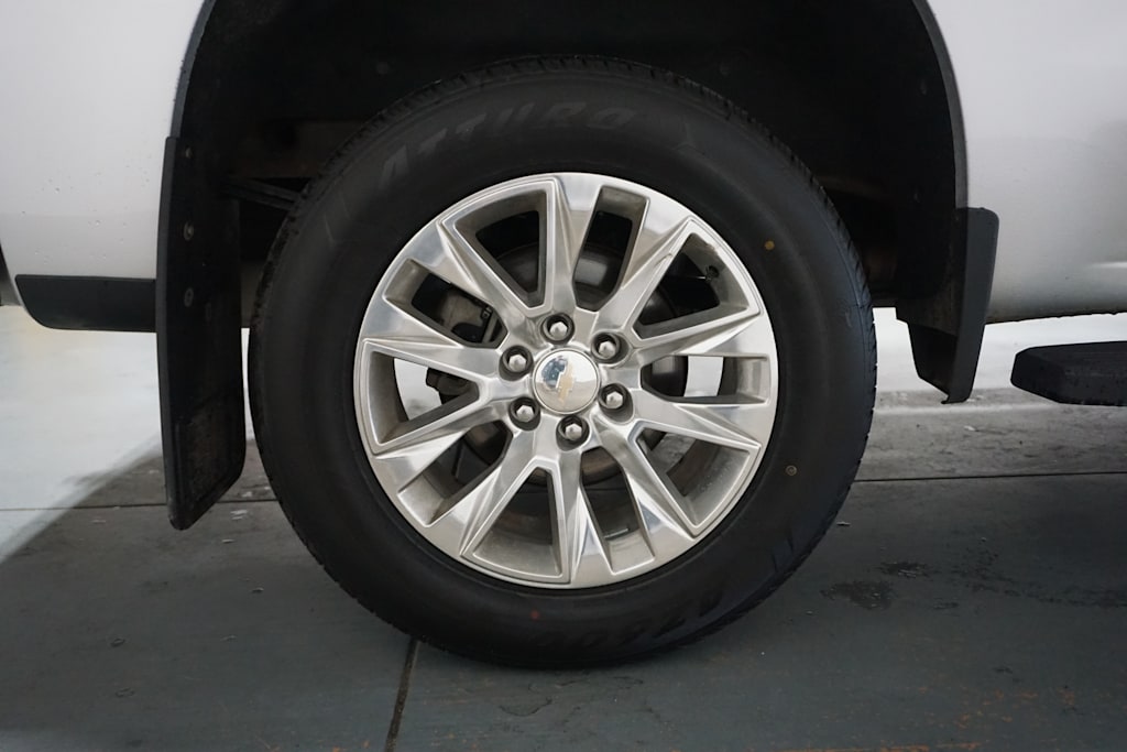 Thumbnail: 2021 Chevrolet Silverado 1500 - 19