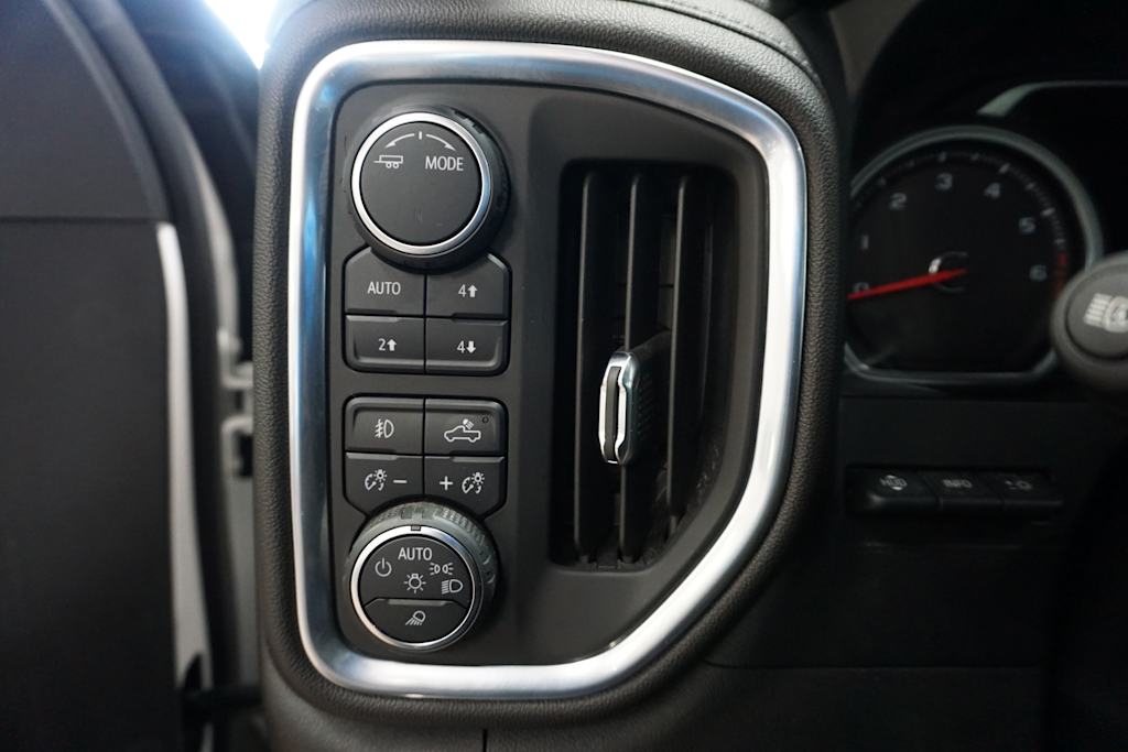 Thumbnail: 2022 Chevrolet Silverado 1500 - 27