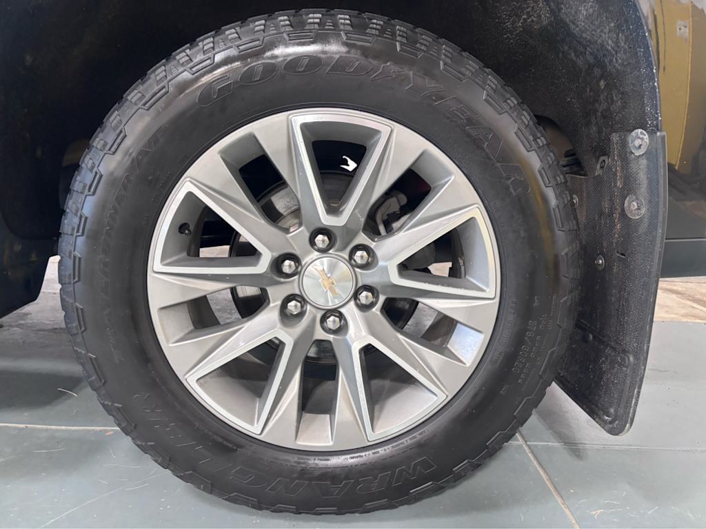 Thumbnail: 2021 Chevrolet Silverado 1500 - 18