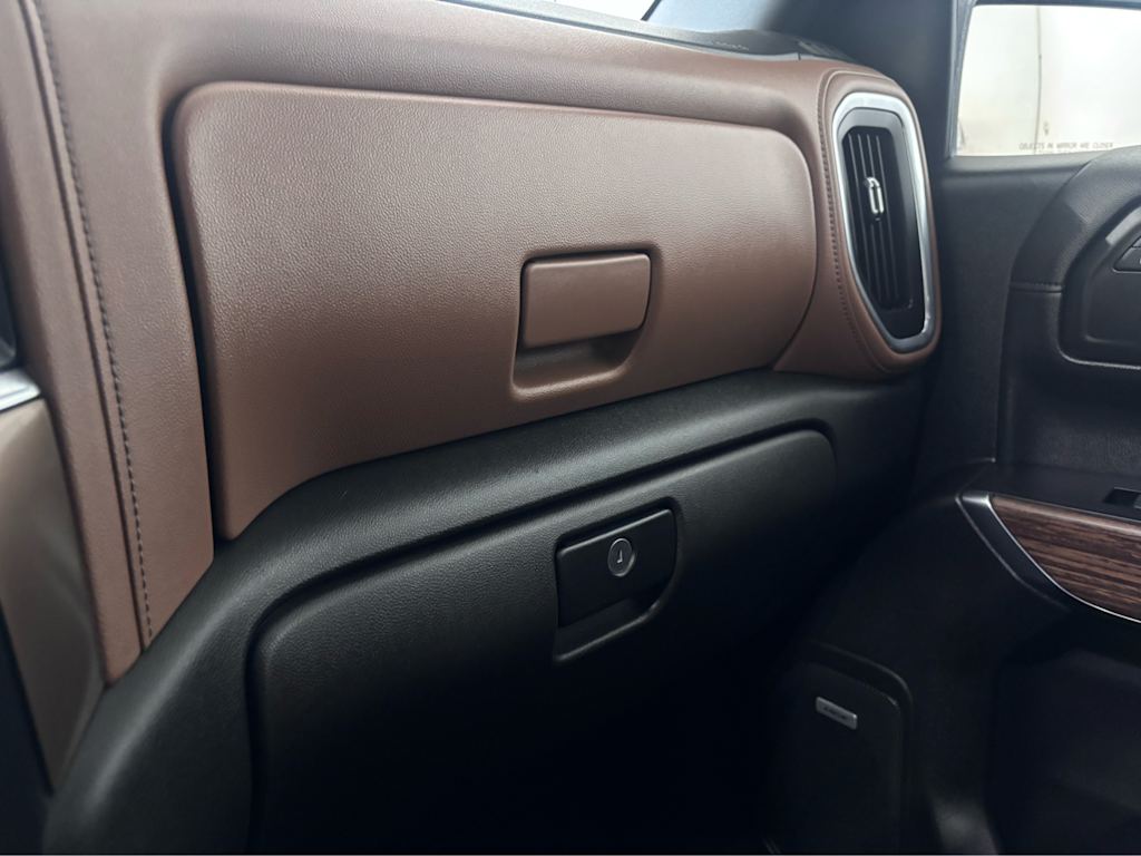 Thumbnail: 2021 Chevrolet Silverado 1500 - 26
