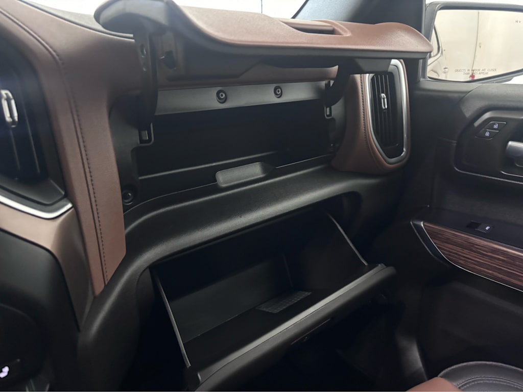 Thumbnail: 2021 Chevrolet Silverado 1500 - 28