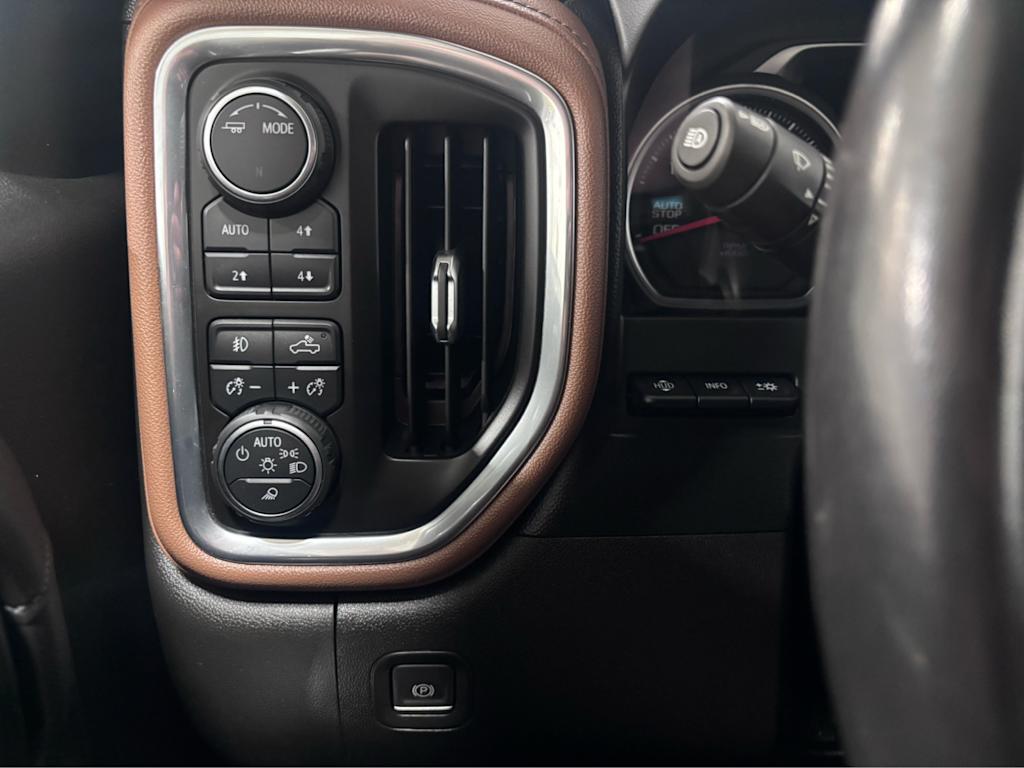 Thumbnail: 2021 Chevrolet Silverado 1500 - 30