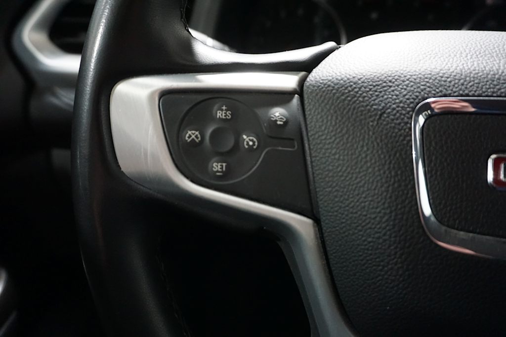 Thumbnail: 2023 GMC Acadia - 22