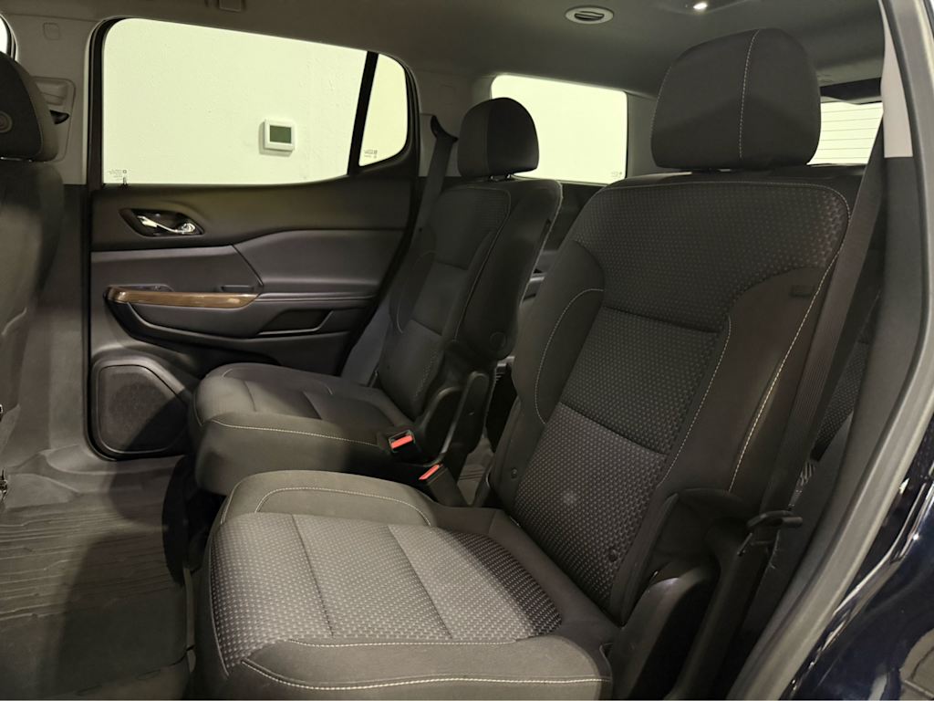 Thumbnail: 2022 GMC Acadia - 10
