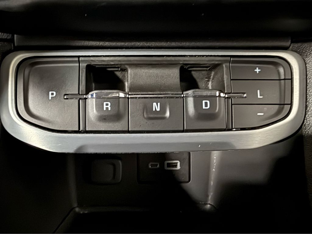 Thumbnail: 2022 GMC Acadia - 25