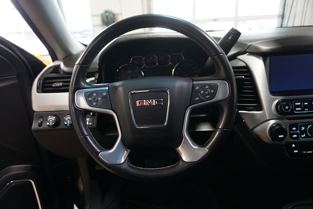 2017 GMC Yukon SLE 2