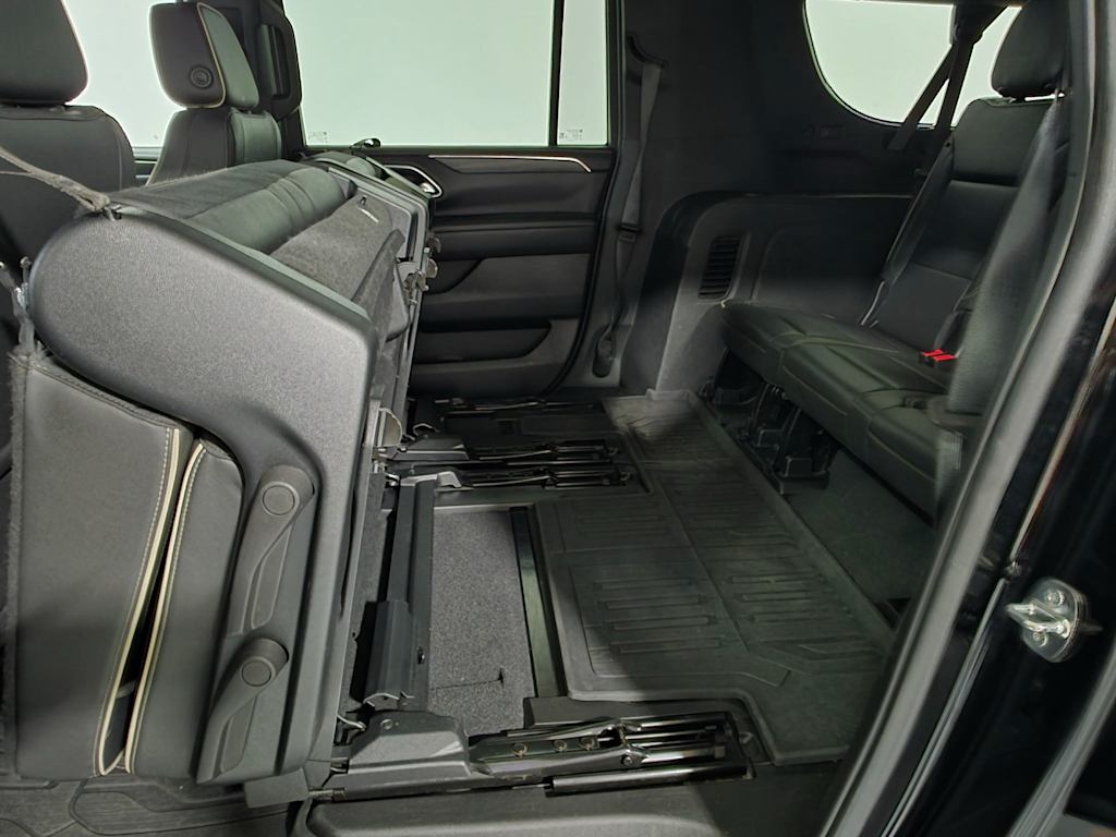 Thumbnail: 2023 GMC Yukon XL - 23