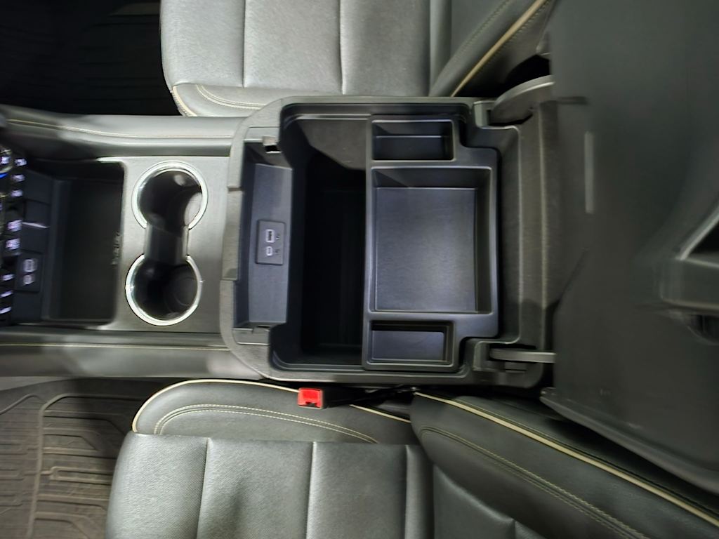 Thumbnail: 2023 GMC Yukon XL - 27