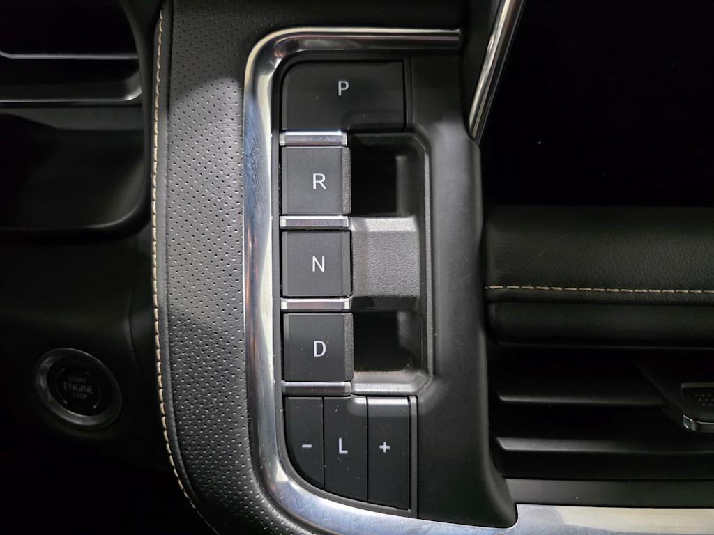 Thumbnail: 2023 GMC Yukon XL - 12