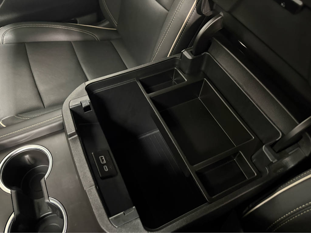 Thumbnail: 2024 GMC Yukon XL - 32