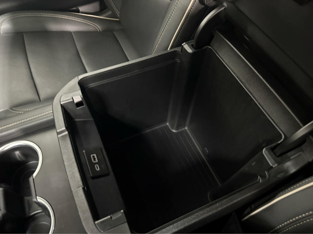 Thumbnail: 2024 GMC Yukon XL - 9