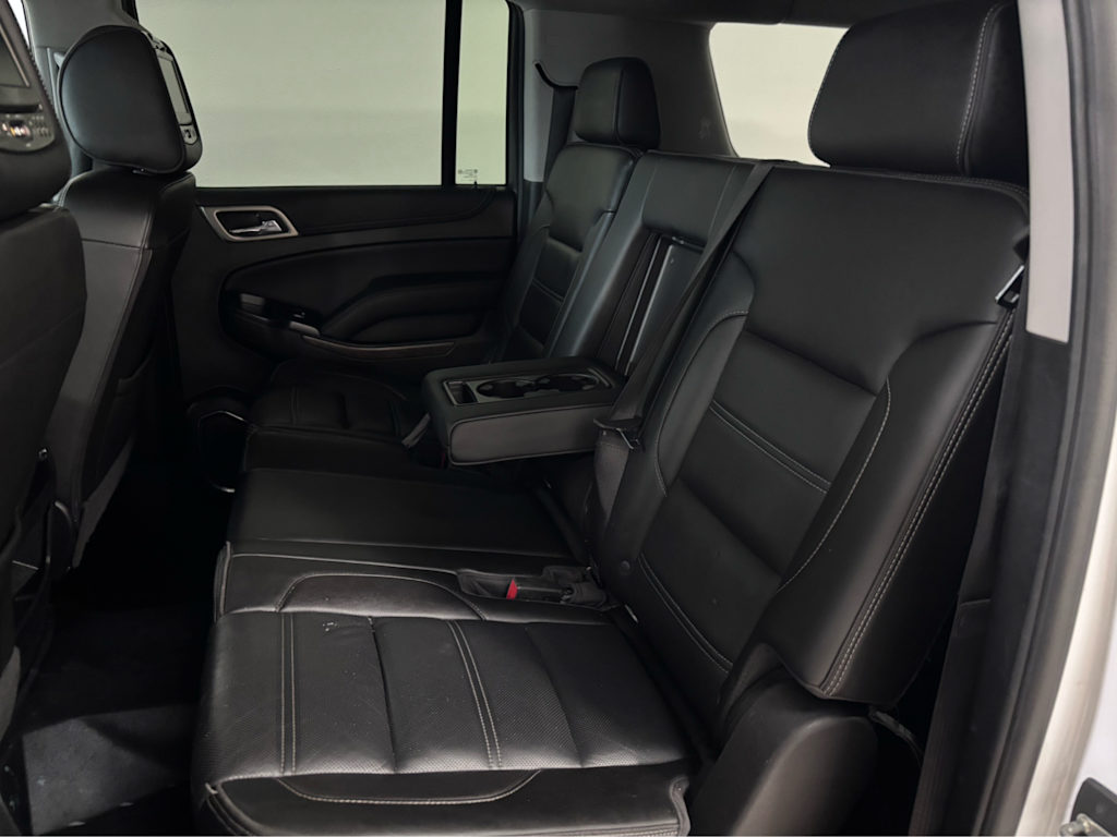 Thumbnail: 2019 GMC Yukon XL - 23