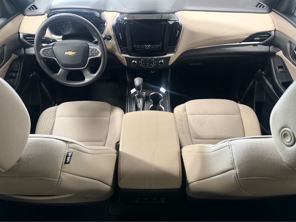 Thumbnail: 2023 Chevrolet Traverse - 2