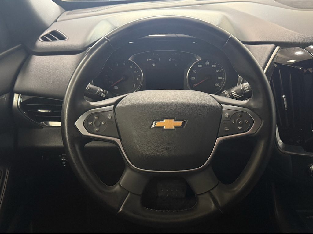 Thumbnail: 2023 Chevrolet Traverse - 8