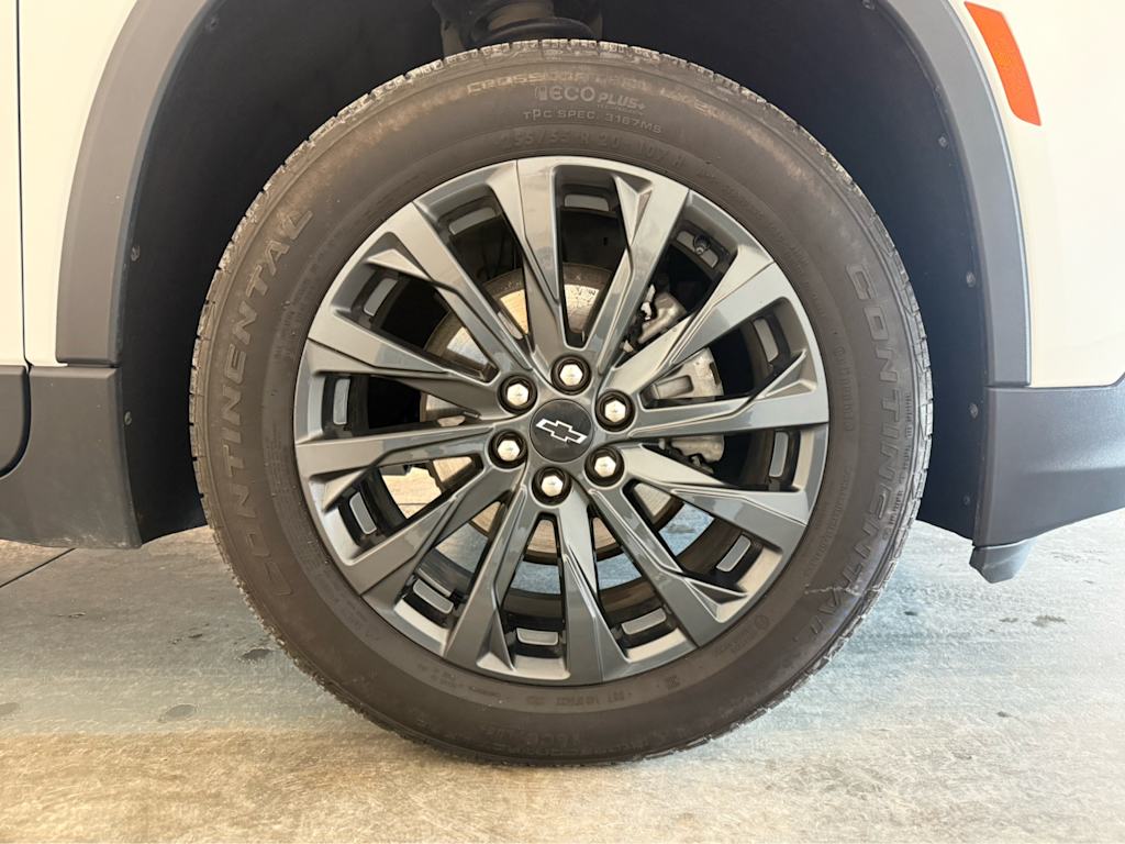 Thumbnail: 2023 Chevrolet Traverse - 18