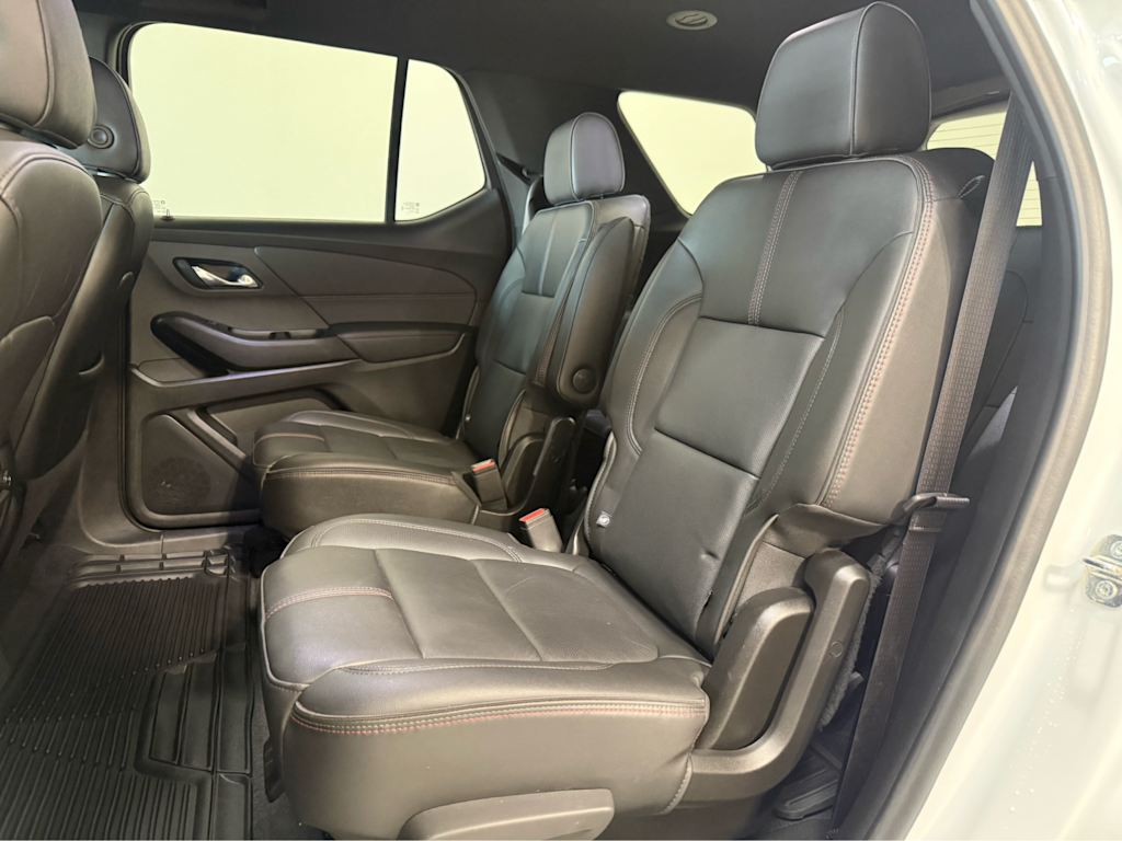 Thumbnail: 2023 Chevrolet Traverse - 9
