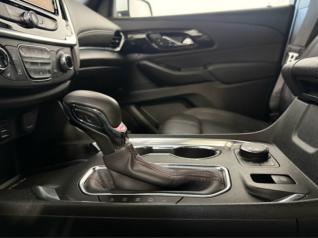 Thumbnail: 2023 Chevrolet Traverse - 25