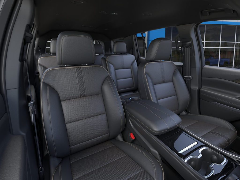 Thumbnail: 2026 Chevrolet Traverse - 8