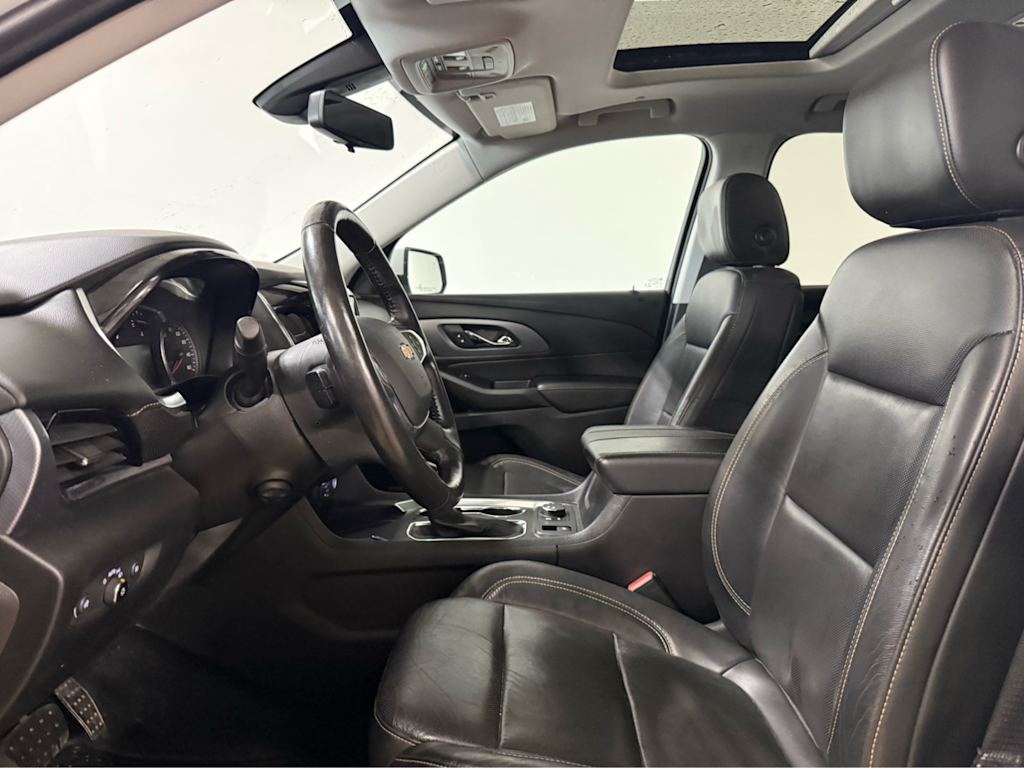 Thumbnail: 2021 Chevrolet Traverse - 8