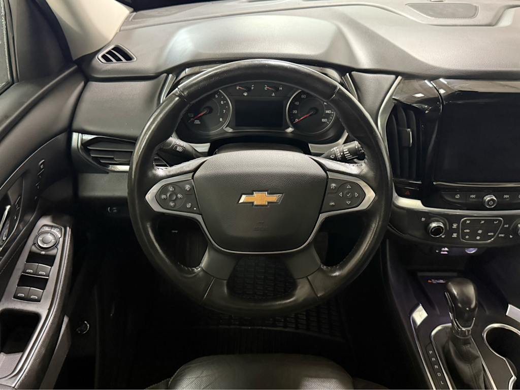 Thumbnail: 2021 Chevrolet Traverse - 7