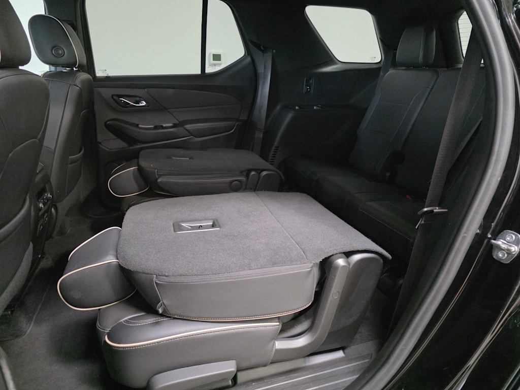 Thumbnail: 2023 Chevrolet Traverse - 21