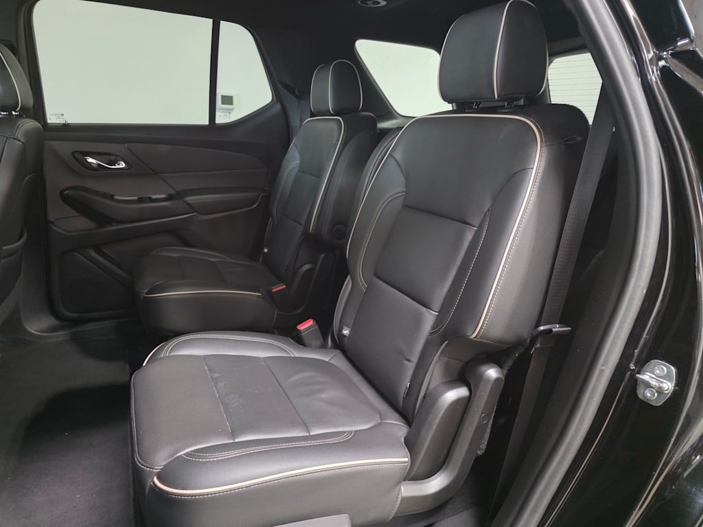 Thumbnail: 2023 Chevrolet Traverse - 10