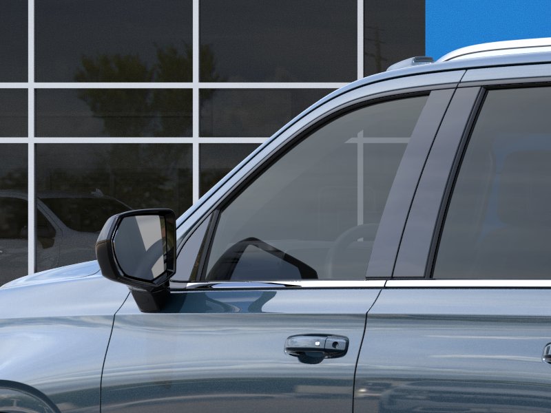Thumbnail: 2026 Chevrolet Suburban - 20