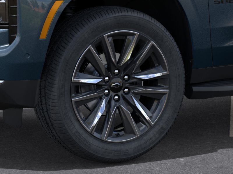 Thumbnail: 2026 Chevrolet Suburban - 6