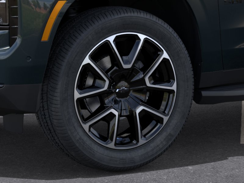 Thumbnail: 2026 Chevrolet Suburban - 6