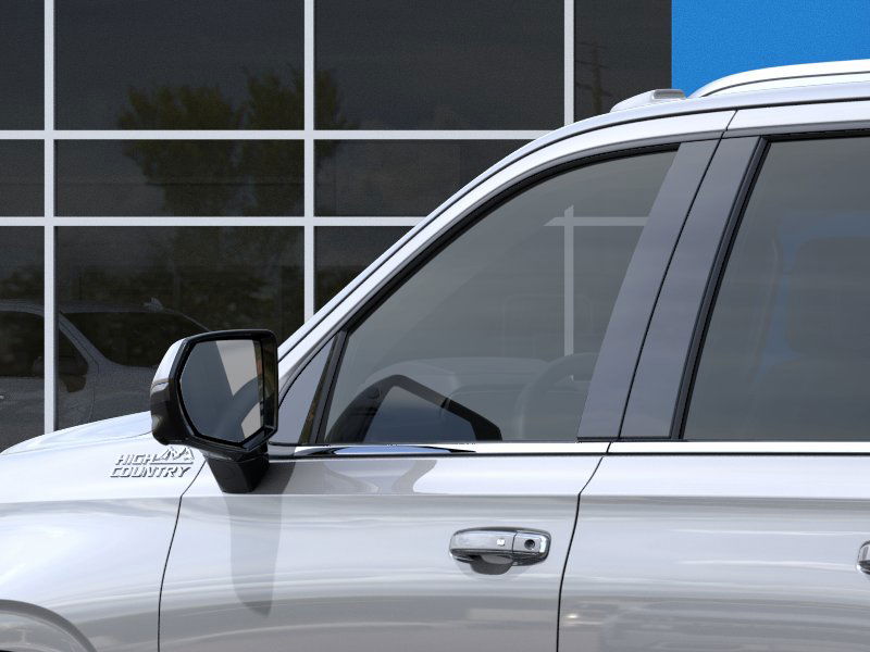 Thumbnail: 2026 Chevrolet Suburban - 11