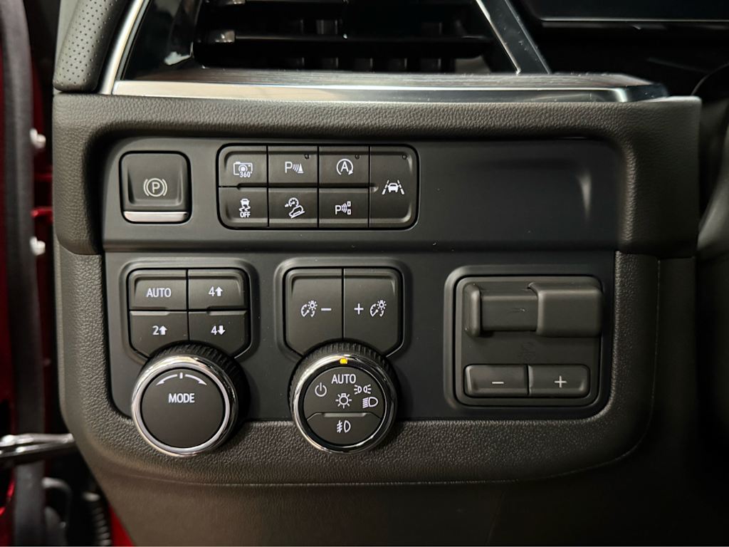 Thumbnail: 2026 Chevrolet Tahoe - 23