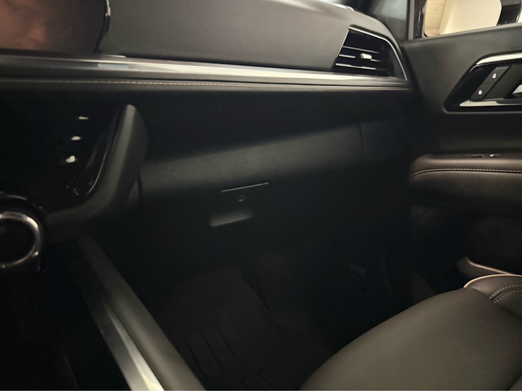 Thumbnail: 2026 Chevrolet Tahoe - 24