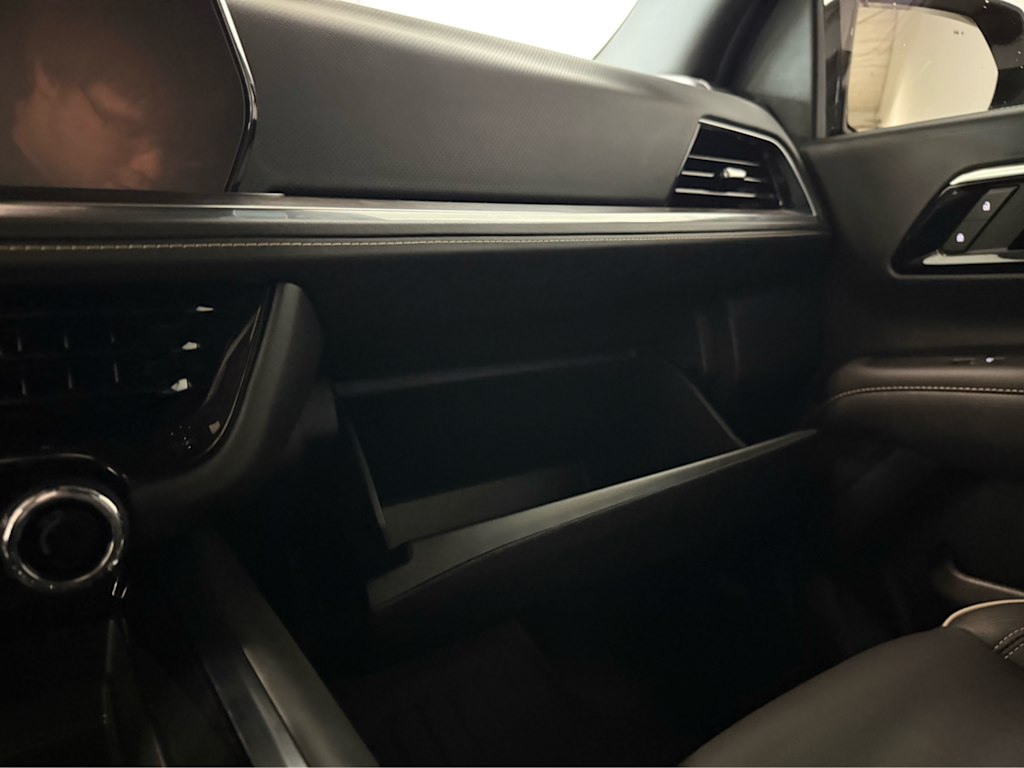 Thumbnail: 2026 Chevrolet Tahoe - 25