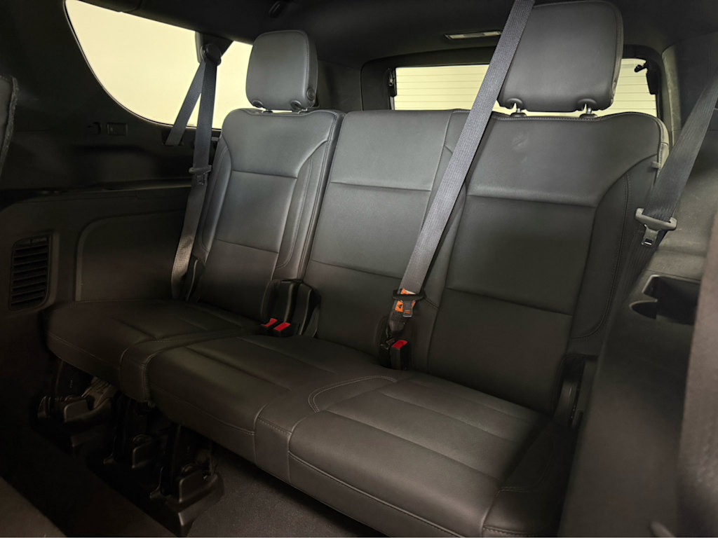 Thumbnail: 2024 Chevrolet Suburban - 21