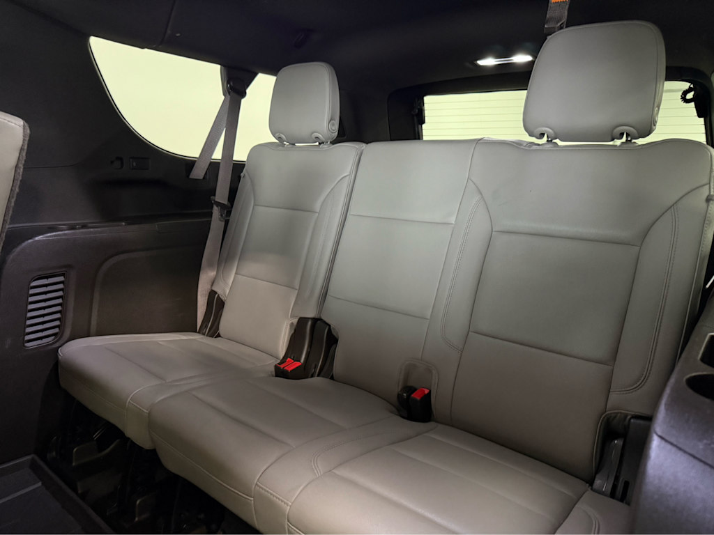 Thumbnail: 2024 Chevrolet Suburban - 20