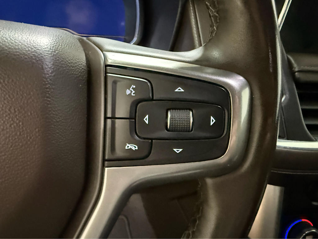 Thumbnail: 2024 Chevrolet Suburban - 23