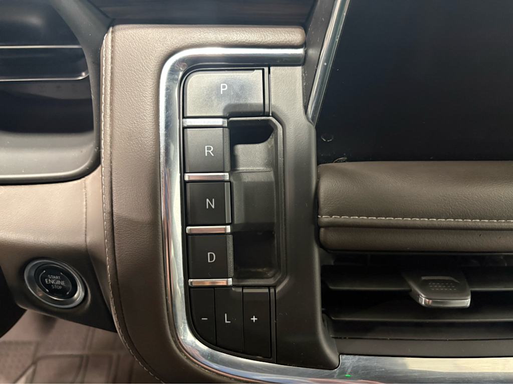 Thumbnail: 2024 Chevrolet Suburban - 11