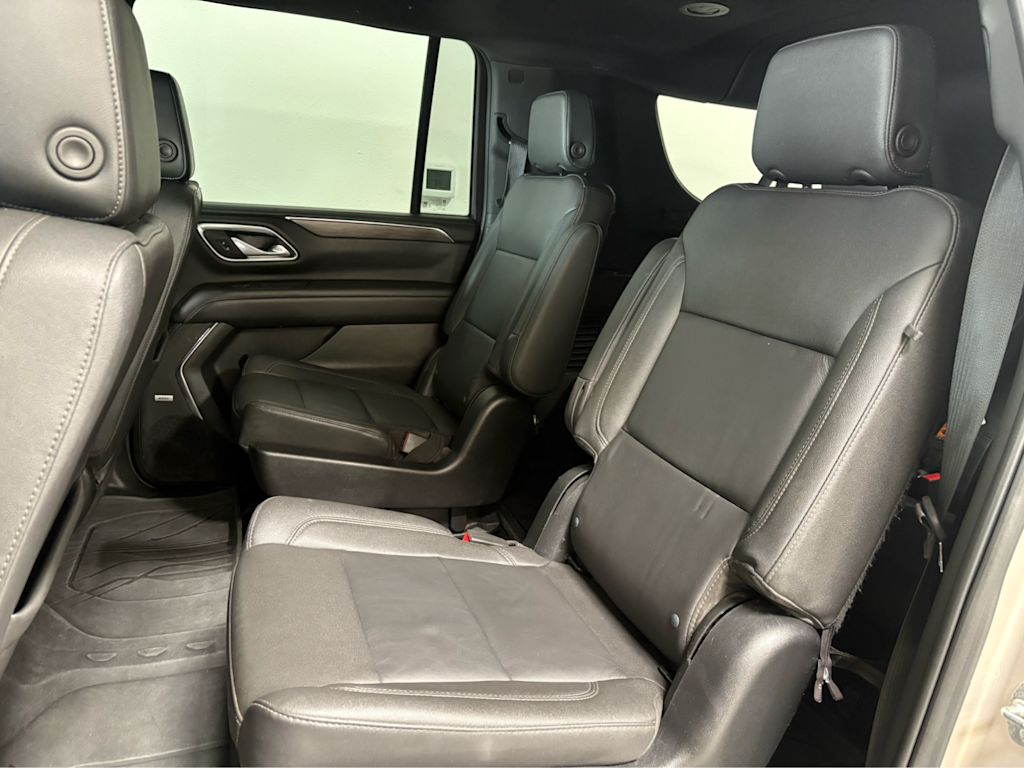 Thumbnail: 2023 Chevrolet Suburban - 10