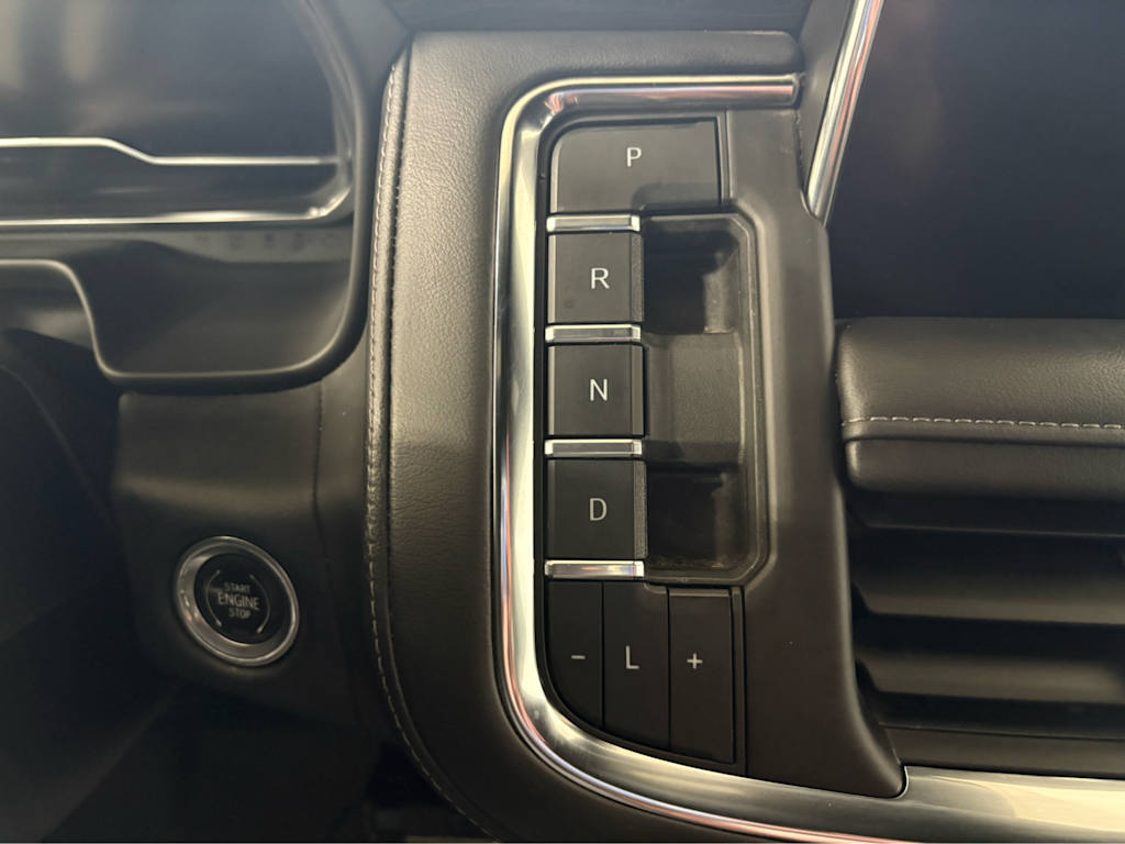 Thumbnail: 2023 Chevrolet Suburban - 12